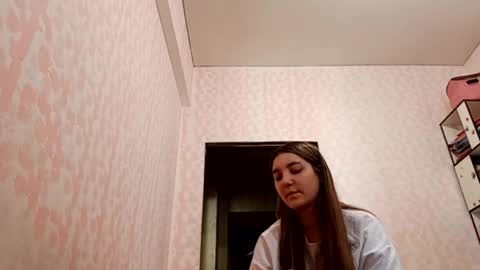 zeniabrossoit online show from 04-04-26, 09:18