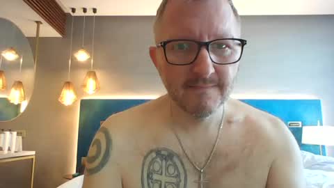 Snapshot of zenlem chatting on 05-05-26, 11:51 zenlem online show from 05-05-26, 11:51