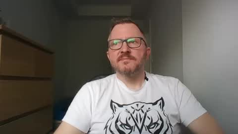 Snapshot of zenlem chatting on 05-13-26, 07:50 zenlem online show from 05-13-26, 07:50