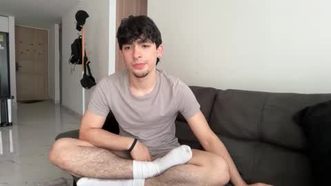 Snapshot of zenn_rush chatting on 11-03-25, 01:45 Zenn online show from 11-03-25, 01:45