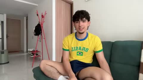 Snapshot of zenn_rush chatting on 07-09-26, 02:10 Zenn online show from 07-09-26, 02:10