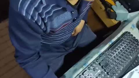 Snapshot of zenonsex chatting on 03-17-26, 11:08 zenonsex online show from 03-17-26, 11:08