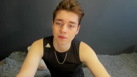Snapshot of zeriixx chatting on 04-13-26, 02:50 Ethan online show from 04-13-26, 02:50
