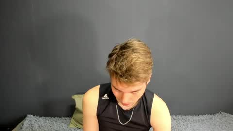 Snapshot of zeriixx chatting on 05-08-26, 02:50 Ethan online show from 05-08-26, 02:50