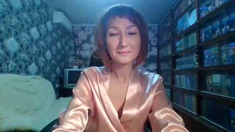Elena online show from 11-30-25, 11:20