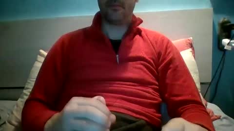 Snapshot of zeus00811 chatting on 03-05-25, 06:23 zeus online show from 03-05-25, 06:23