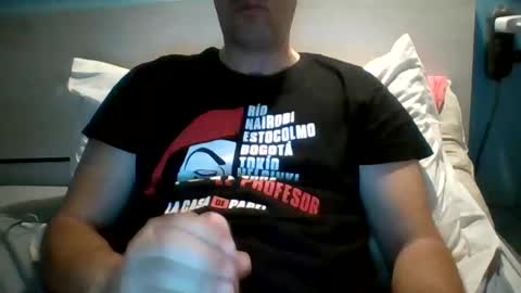 Snapshot of zeus00811 chatting on 11-03-25, 04:25 zeus online show from 11-03-25, 04:25