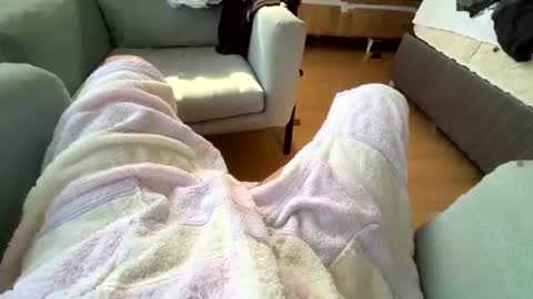 Snapshot of zeus362 chatting on 07-28-26, 01:43 zeus362 online show from 07-28-26, 01:43