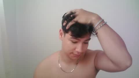 zeus_183 online show from 06-11-26, 11:19