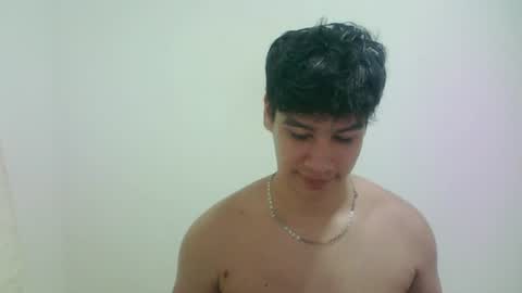 zeus_183 online show from 06-29-26, 05:46
