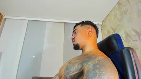 Snapshot of zeus_strong93 chatting on 06-22-26, 12:24 zeus strong online show from 06-22-26, 12:24