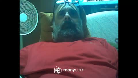 Snapshot of zeusdioss chatting on 06-18-26, 12:22 zeusdioss online show from 06-18-26, 12:22