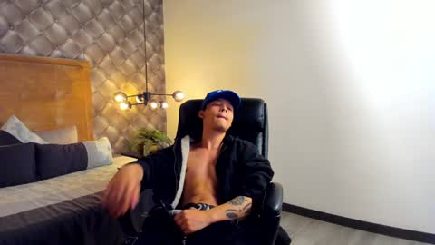 zeus online show from 12-07-24, 06:04