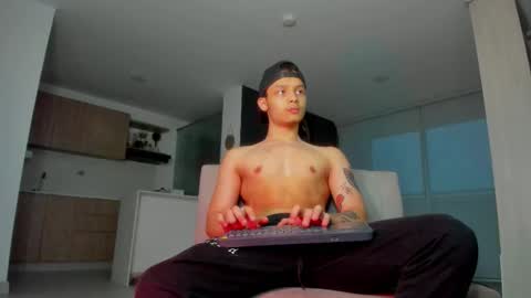 zeus online show from 10-14-25, 10:54