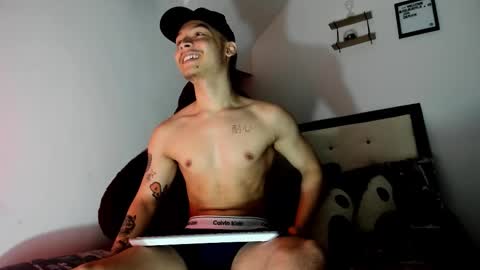 zeus online show from 11-27-25, 06:21