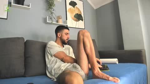 ZEYN online show from 09-18-25, 05:20