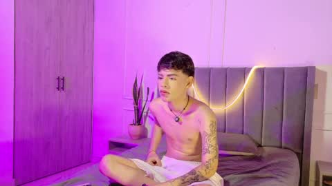 zeyn_smith online show from 05-25-26, 12:22