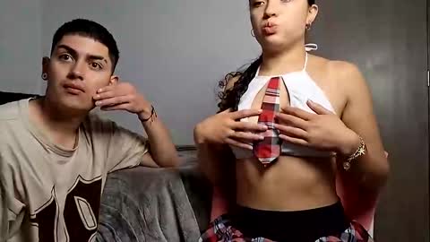 Snapshot of zhara_and_logan chatting on 02-04-26, 12:11 Zhara and logan online show from 02-04-26, 12:11