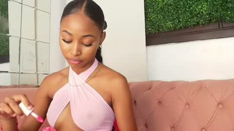 Zhara  online show from 06-26-26, 12:09