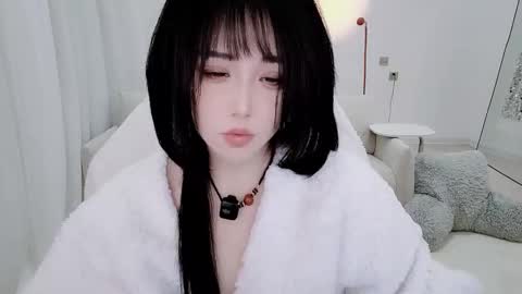 Snapshot of zhen0 chatting on 01-05-26, 10:46 zhen online show from 01-05-26, 10:46