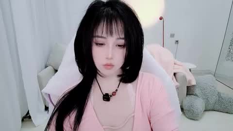 Snapshot of zhen0 chatting on 01-11-26, 06:02 zhen online show from 01-11-26, 06:02