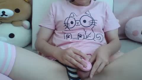 Snapshot of ziacristal chatting on 09-29-25, 10:14 ziacristal online show from 09-29-25, 10:14