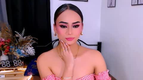 Zia online show from 03-08-26, 04:22