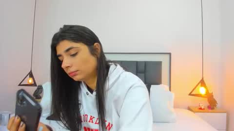 zia online show from 11-18-25, 12:20