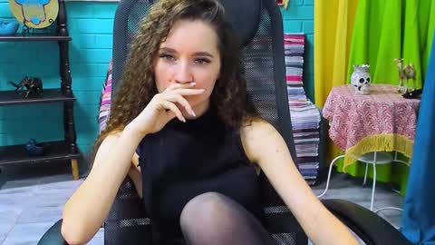 zianichols online show from 02-04-25, 07:11