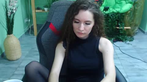 zianichols online show from 02-04-25, 10:13