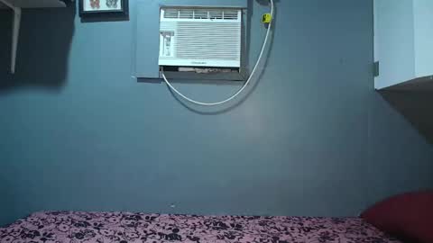 Snapshot of ziemichx chatting on 03-08-26, 02:04 Mich online show from 03-08-26, 02:04