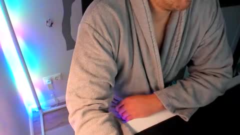 ziemlichflutschig online show from 10-06-25, 04:43