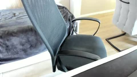 Snapshot of ziemlichflutschig chatting on 07-13-26, 05:43 ziemlichflutschig online show from 07-13-26, 05:43