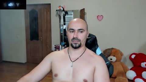 Snapshot of ziesh chatting on 10-16-25, 11:33 Ziesh online show from 10-16-25, 11:33