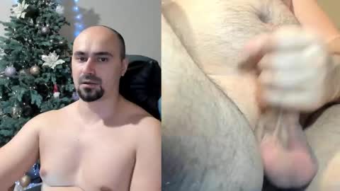 Snapshot of ziesh chatting on 12-17-25, 11:22 Ziesh online show from 12-17-25, 11:22