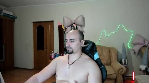 Snapshot of ziesh chatting on 02-14-26, 10:12 Ziesh online show from 02-14-26, 10:12