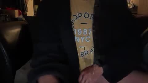 Snapshot of zimmy22 chatting on 11-04-25, 10:58 Zimmy22 online show from 11-04-25, 10:58