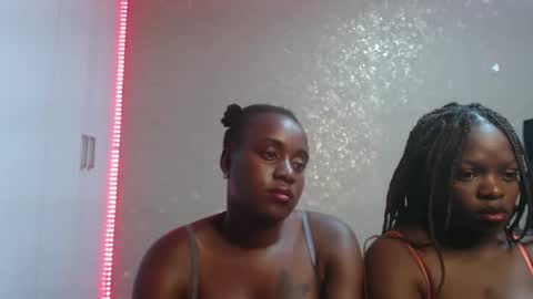 Snapshot of zinadine_ chatting on 02-07-26, 07:23 Zinadine online show from 02-07-26, 07:23