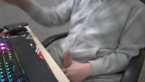 Snapshot of zkraston11 chatting on 03-11-25, 11:15 zkraston11 online show from 03-11-25, 11:15