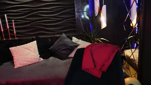 Snapshot of zlata_az chatting on 07-18-26, 01:48 Zlata online show from 07-18-26, 01:48