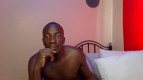 Zlatann2012 online show from 02-25-25, 12:13