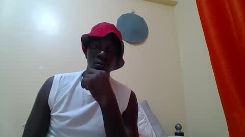 Snapshot of zlatann2012 chatting on 01-05-26, 05:27 Zlatann2012 online show from 01-05-26, 05:27