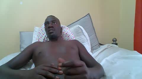 Snapshot of zlatann2012 chatting on 01-14-26, 10:54 Zlatann2012 online show from 01-14-26, 10:54