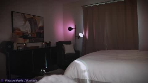 Snapshot of zlicious chatting on 03-20-26, 10:03 Zara Join next live at 5PM EST online show from 03-20-26, 10:03