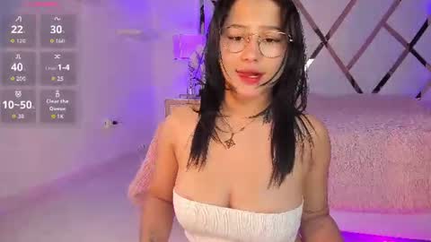 Snapshot of zoe_cherryy chatting on 07-26-26, 01:07 Zoe online show from 07-26-26, 01:07