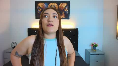 Snapshot of zoe_clarck_ chatting on 05-13-26, 12:02 zoe_clarck_ online show from 05-13-26, 12:02