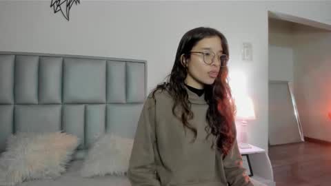 zoe_dear online show from 03-18-26, 11:41