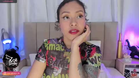 Snapshot of zoe_gruber chatting on 09-13-25, 02:55 Zoe Gruber online show from 09-13-25, 02:55