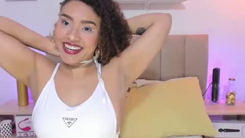 Snapshot of zoe_gruber chatting on 11-14-25, 09:46 Zoe Gruber online show from 11-14-25, 09:46