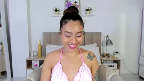 Snapshot of zoe_gruber chatting on 05-15-26, 11:34 Zoe Gruber online show from 05-15-26, 11:34